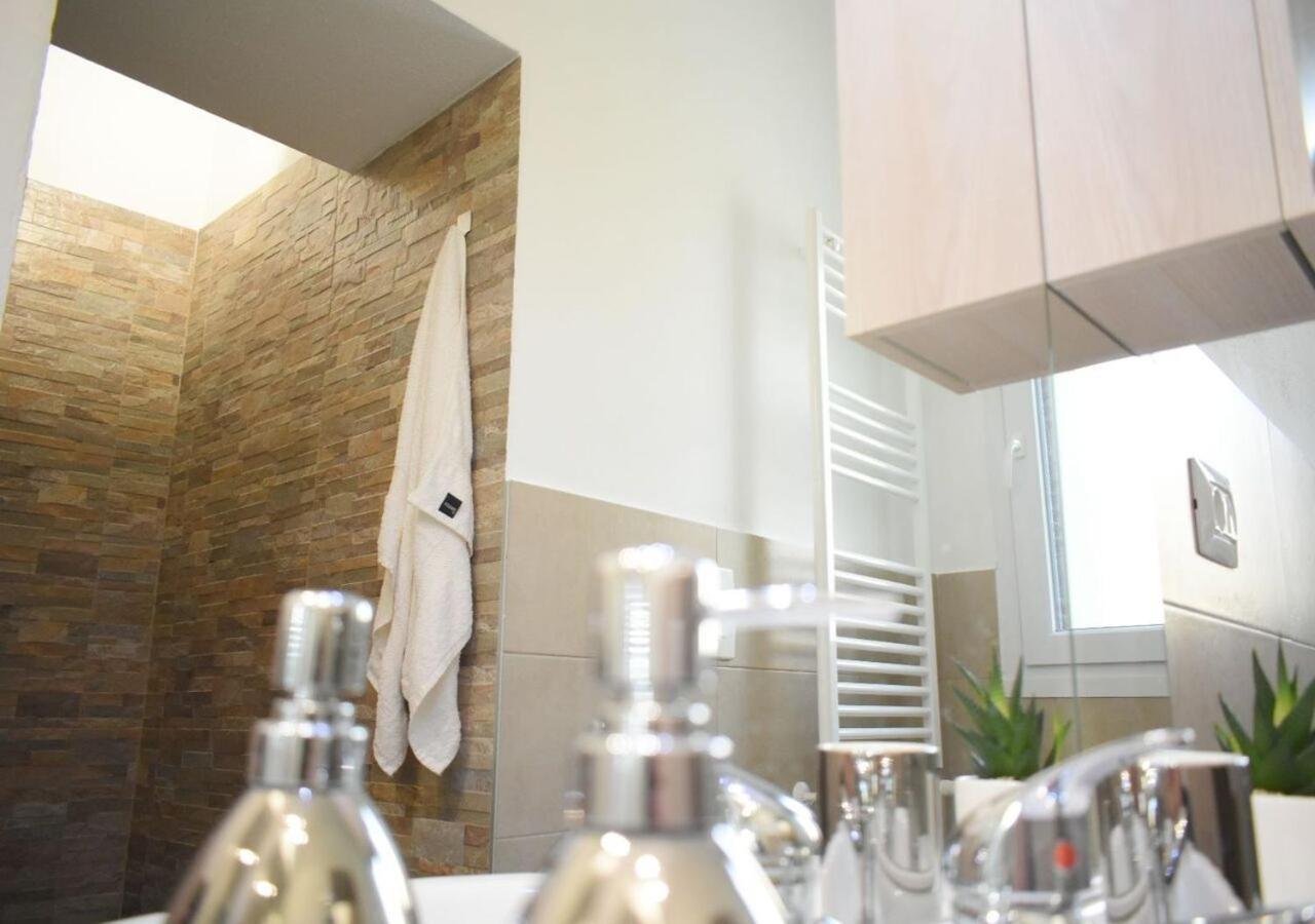 Casa Peschiera-Linate-Milano Apartment Peschiera Borromeo Exterior photo